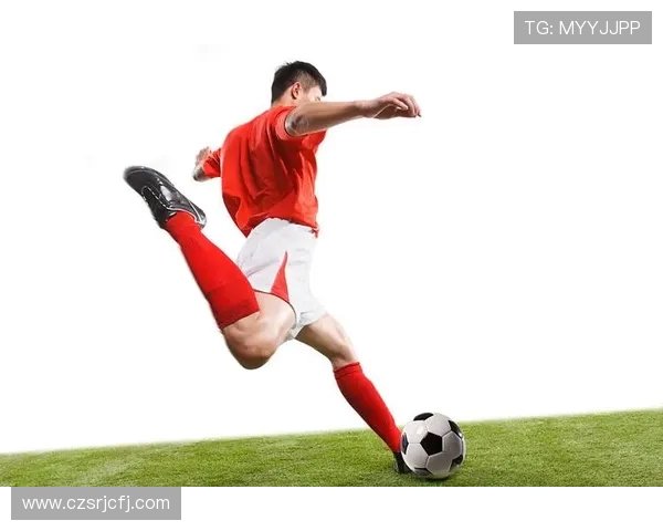 足球运动员的技术动作与动作细节