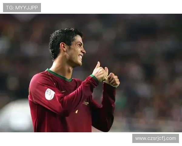 C罗圆梦世界杯冠军的传奇征程与荣耀时刻书写足坛篇章与时代辉煌 C罗圆梦世界杯冠军的传奇征程与荣耀时刻书写足坛篇章与时代辉煌